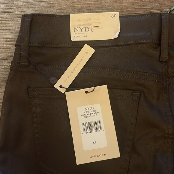 NYDJ Coated Marilyn Straight Jeans NWT Size 6 P COLOR: Cordovan Coated - Picture 3 of 5